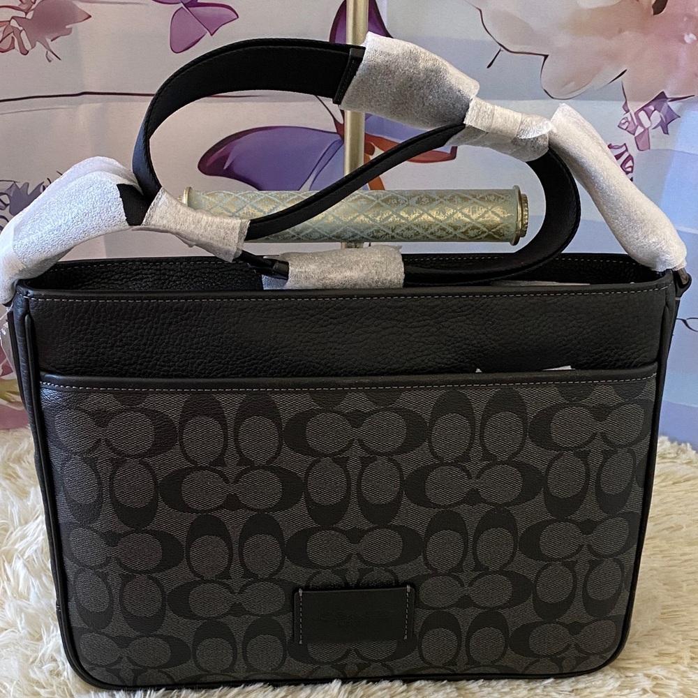 NWT COACH District Crossbody Bag In Signature Canvas